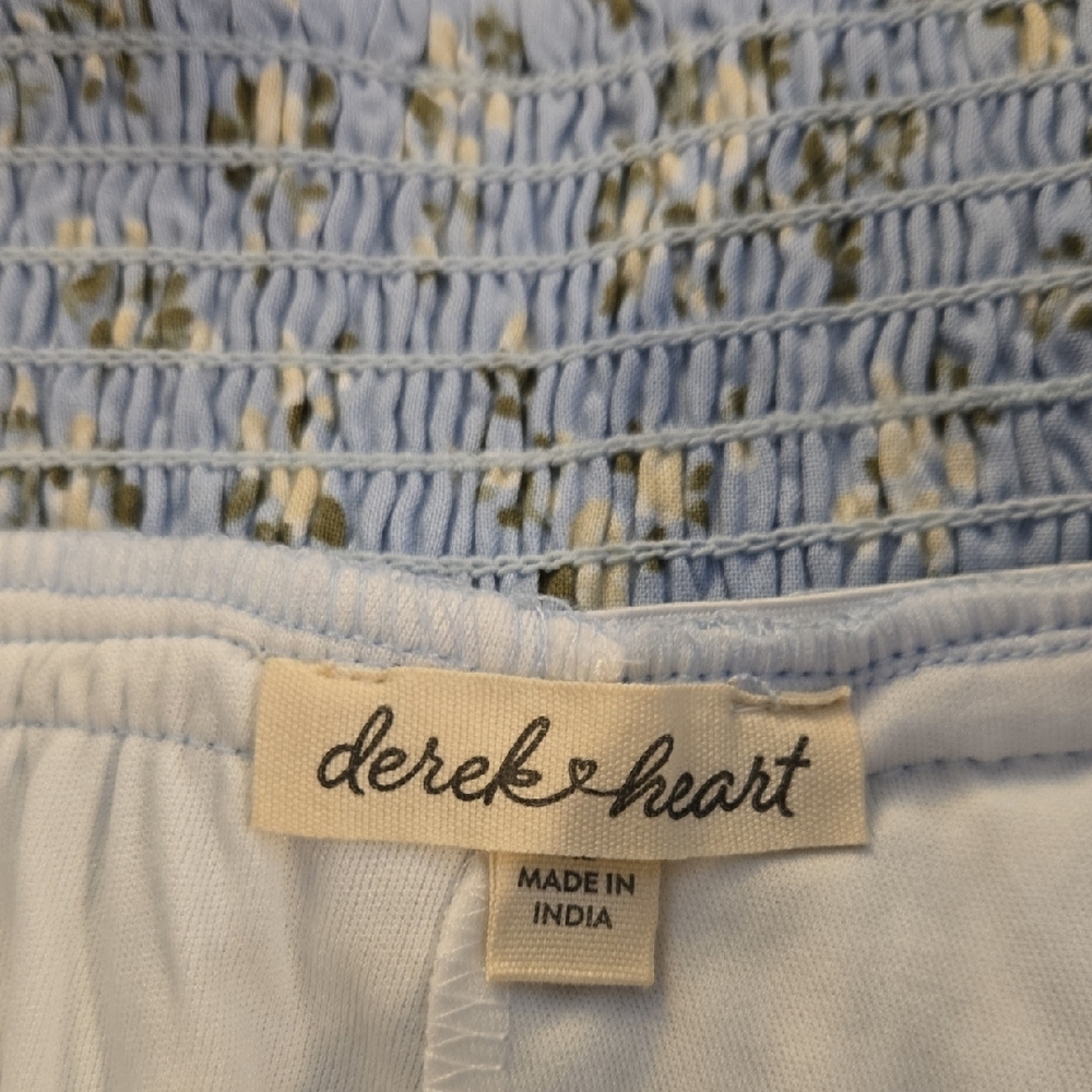 Derek Heart Blue Floral Ruffle Skort - Picture 2 of 6